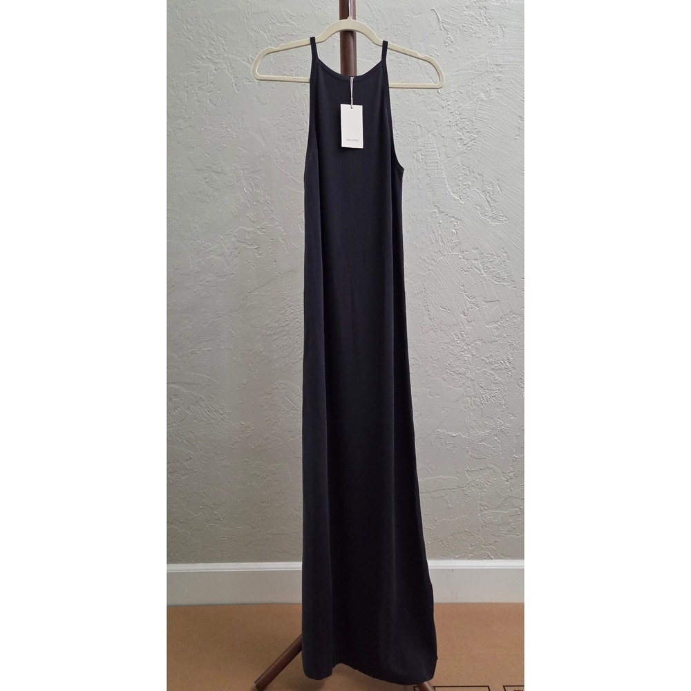 D250. Ribbed Knit Sleeveless Maxi Dress